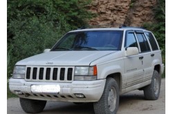 Дефлекторы окон Jeep Grand Cherokee ZJ