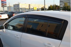 Дефлекторы окон Nissan Tiida 1 C11 хэтчбек