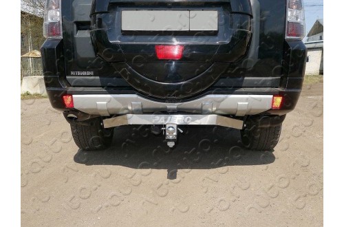 Фаркоп Mitsubishi Pajero 4