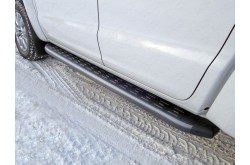 Пороги алюминиевые Volkswagen Amarok 2016