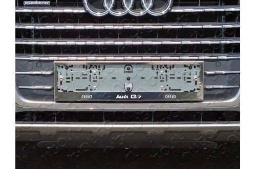 Рамка номерного знака Audi Q7