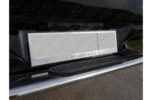 Рамка номерного знака Mitsubishi L200