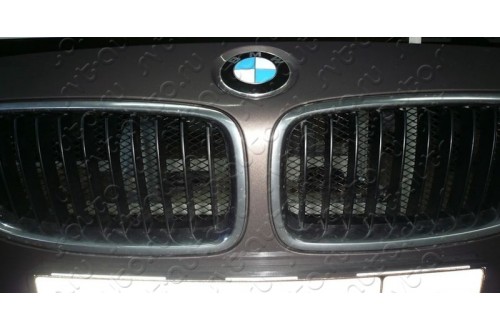 Сетка в бампер с установкой BMW 3