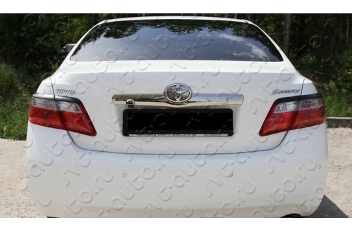 Реснички на задние фонари Toyota Camry V40 рестайлинг