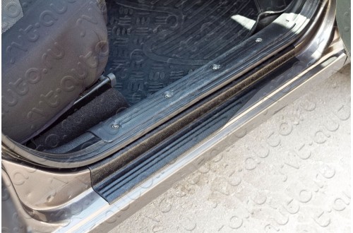 Накладки на внутренние пороги дверей Datsun mi-DO