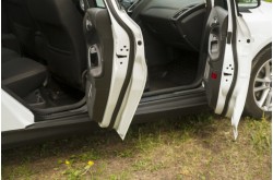 Накладки на внутренние пороги дверей Ford Focus 3