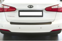 Накладка на задний бампер Kia Cerato 3
