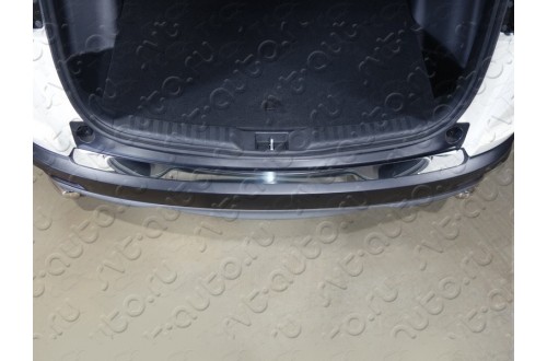 Накладка на задний бампер Honda CR-V 5