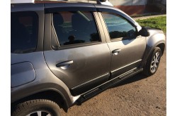 Молдинги на двери Nissan Terrano 3