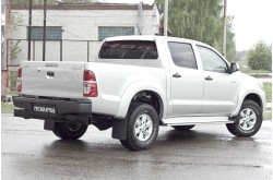 Брызговики Toyota Hilux 2012