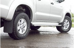 Брызговики Toyota Hilux 2012