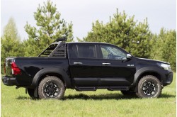 Молдинги на двери шагрень Toyota Hilux 8