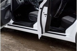 Накладки на пороги дверей Chevrolet Cruze