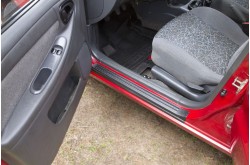Накладки на внутренние пороги дверей Chevrolet Lanos