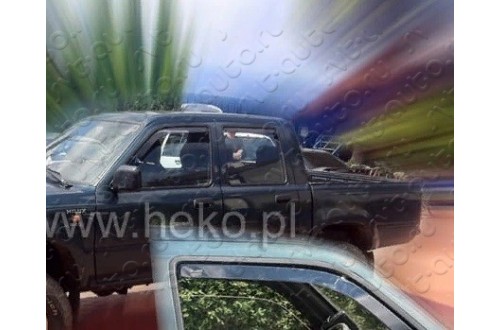 Вставные дефлекторы окон Toyota Hilux 5