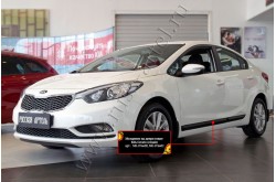 Молдинги на двери узкие Kia Cerato 3