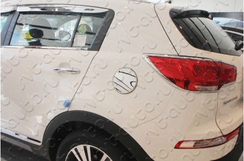 Хромированная накладка на лючок бензобака Kia Sportage 3