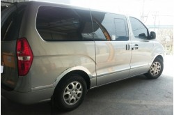 Хромированные накладки дверей Hyundai Grand Starex