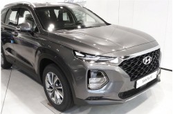 Хромированный дефлектор капота Hyundai Santa Fe 4