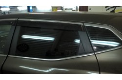 Дефлекторы окон с хром молдингом Nissan Qashqai 2